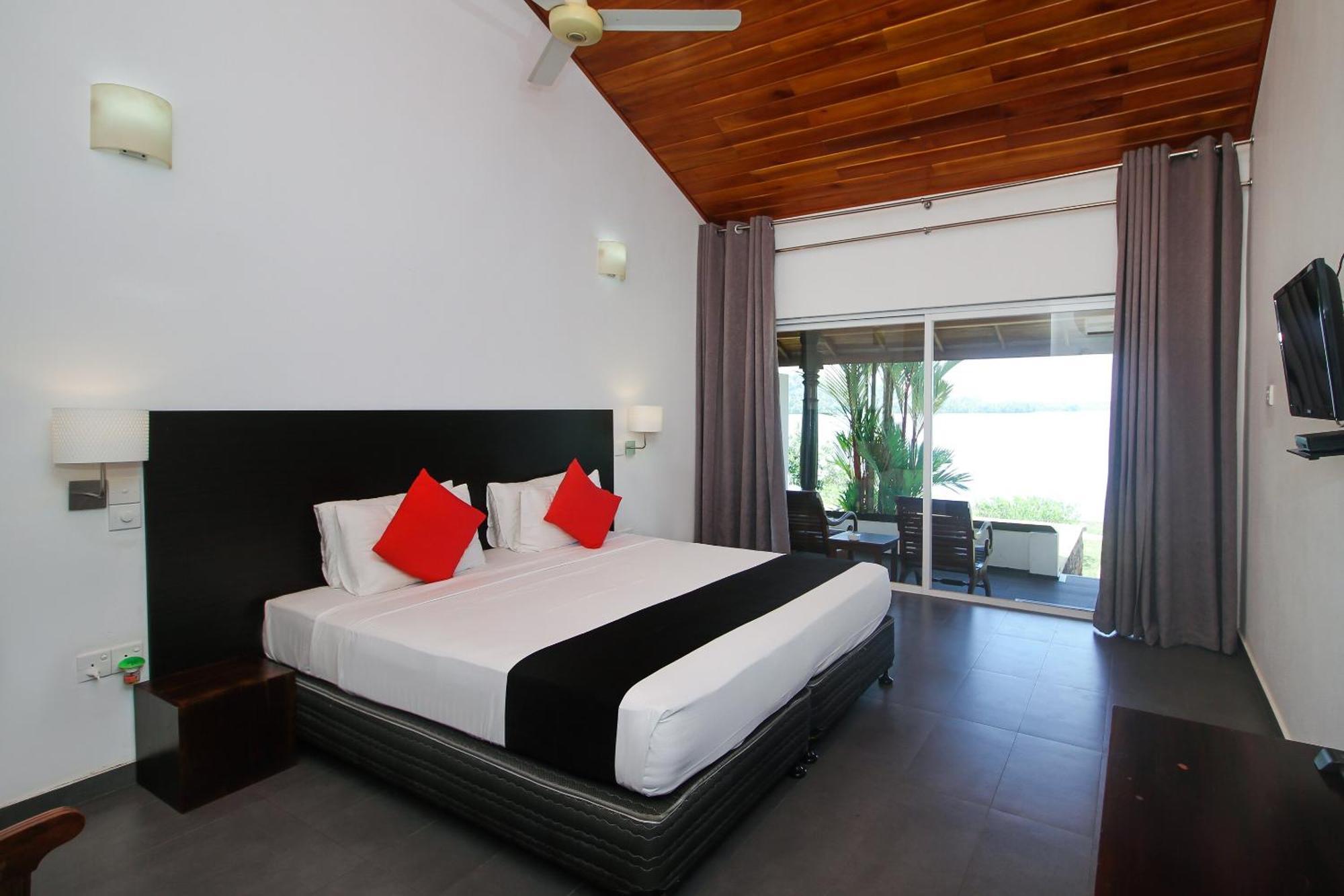 Kalla Bongo Lake Resort Hikkaduwa Zimmer foto